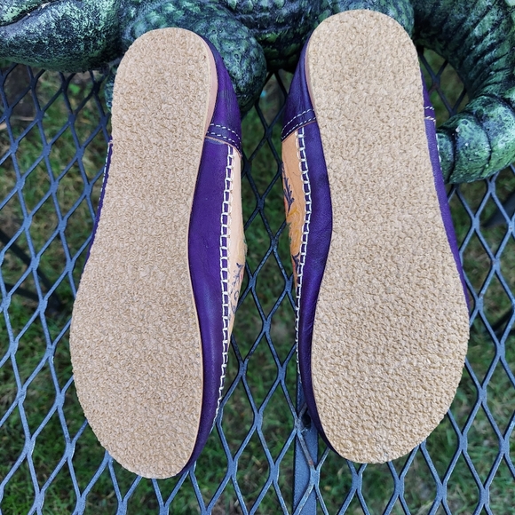 Hand painted tooled Leather Mules Shoes SZ 6 - Picture 2 of 6